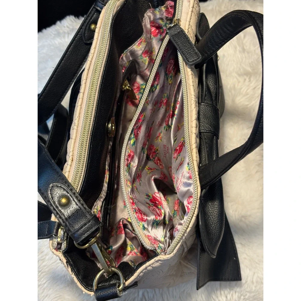 Betsey Johnson betsey johnson